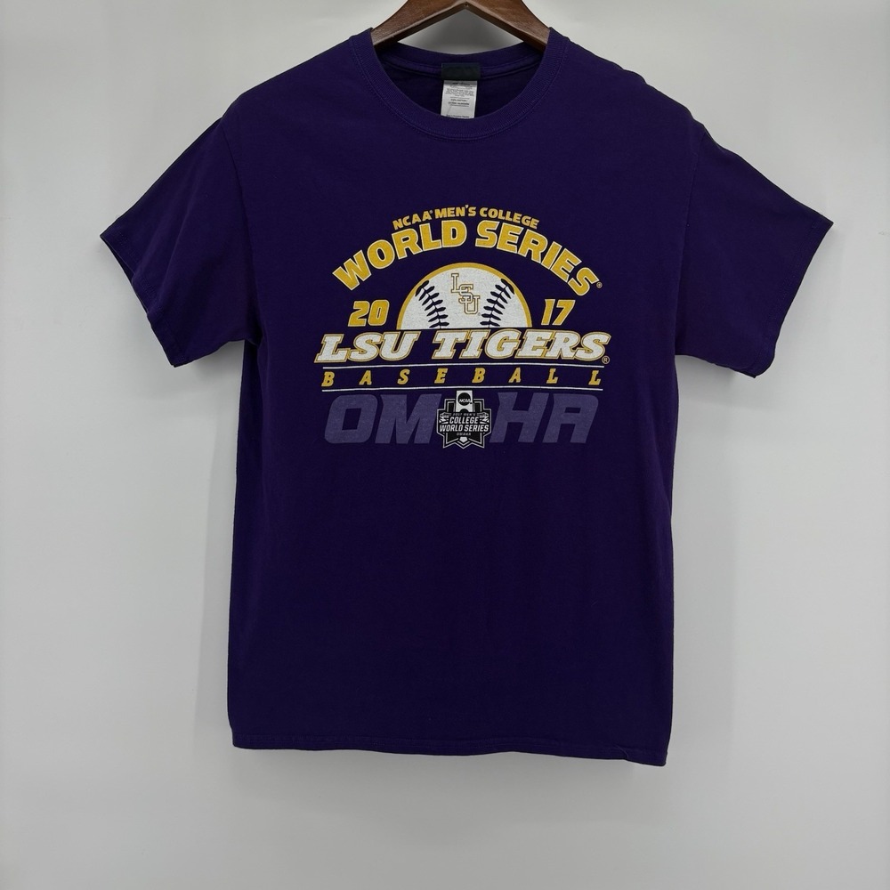LSU Tigers Baseball NCAA College World Series 2017 Omha Purple T-Shirt Size Med